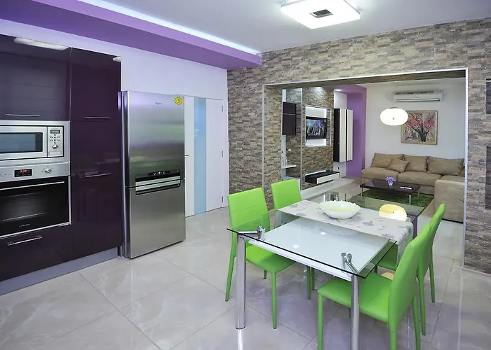 Apartment Delfin Varna